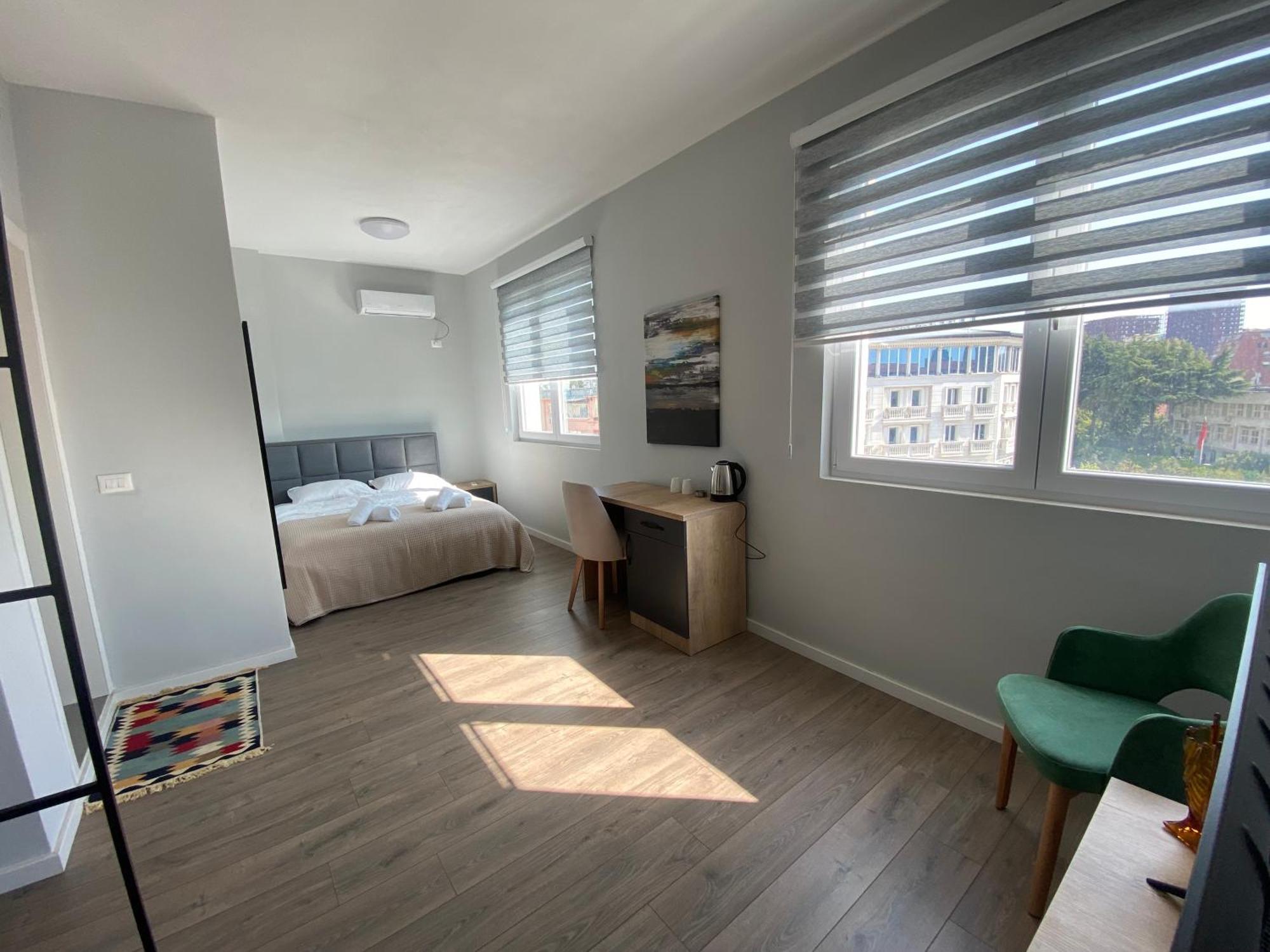 Avenue 02 Aparthotel *